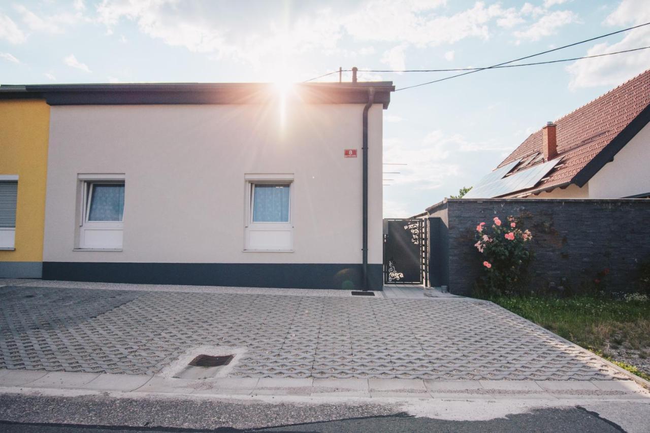L Apartment Марібор Екстер'єр фото